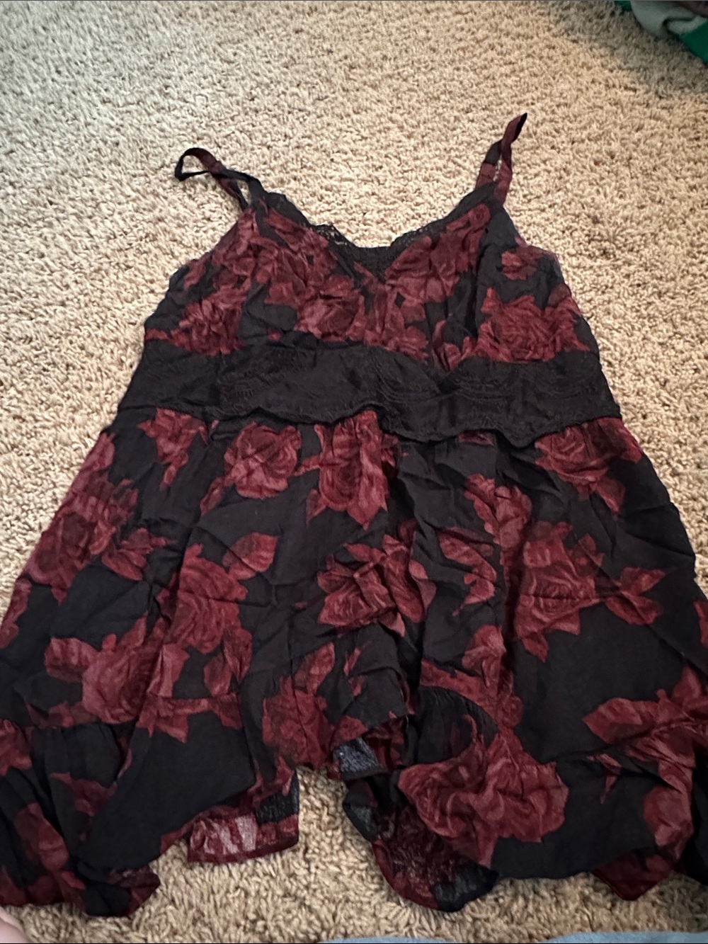 torrid Black and Burgundy Floral Lace Trim Tank Top